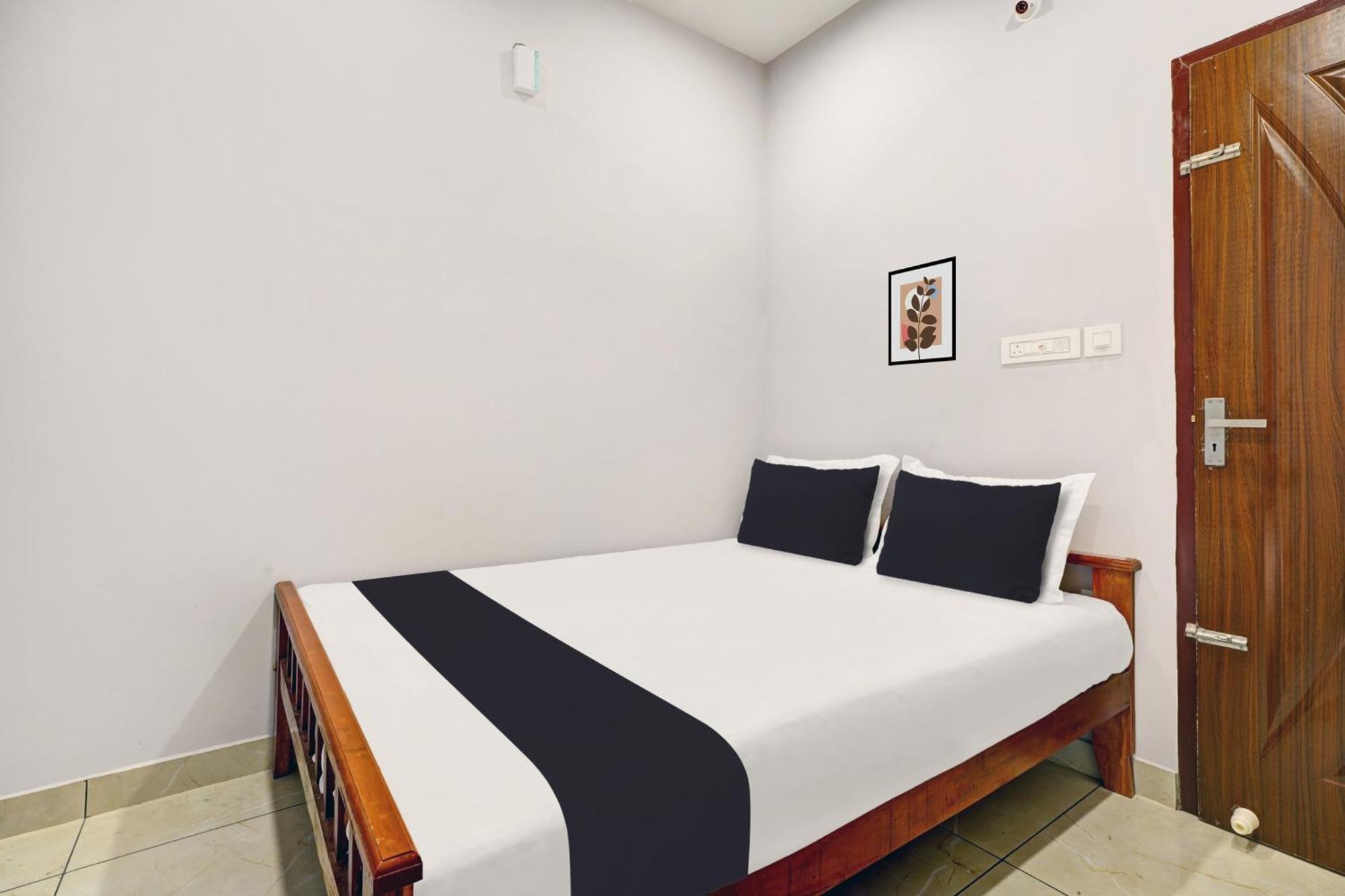 O Pukkattupady Aluva East Hotel Kochi