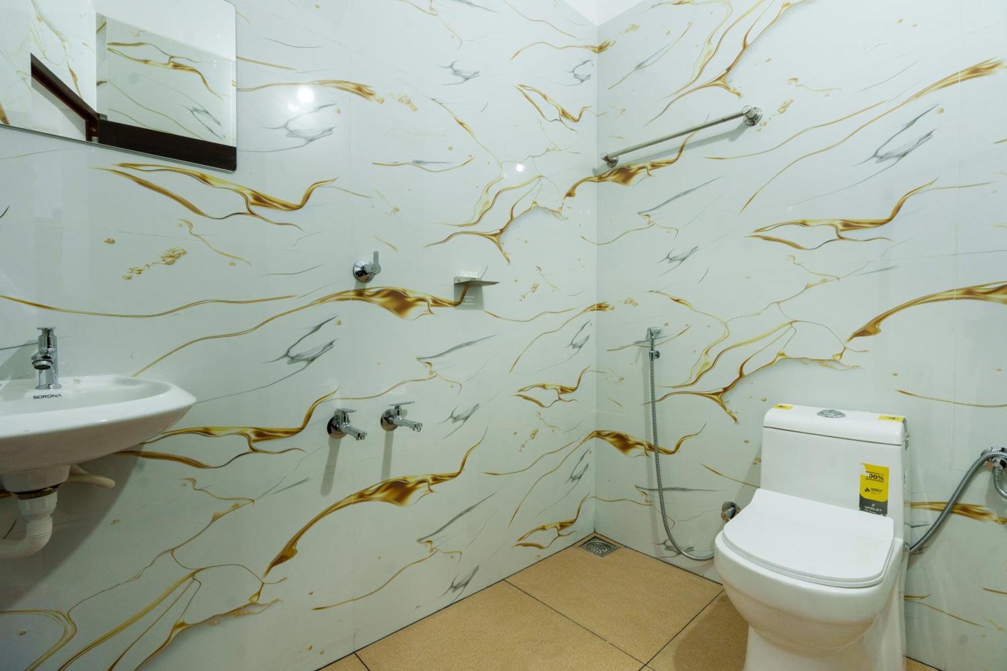 Hotel Tlta Residency *