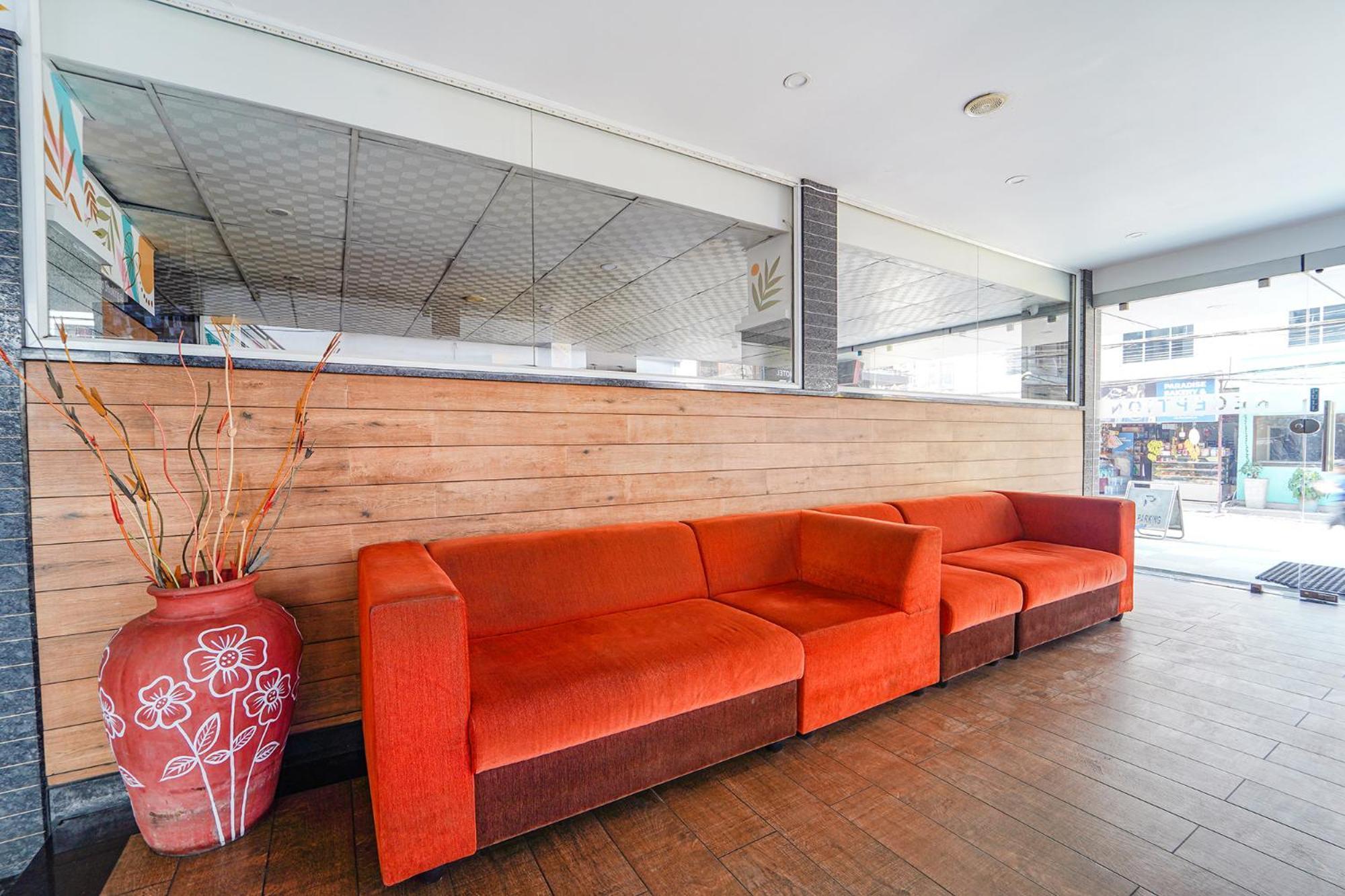 Hotel Fabhotel Stratford 3*