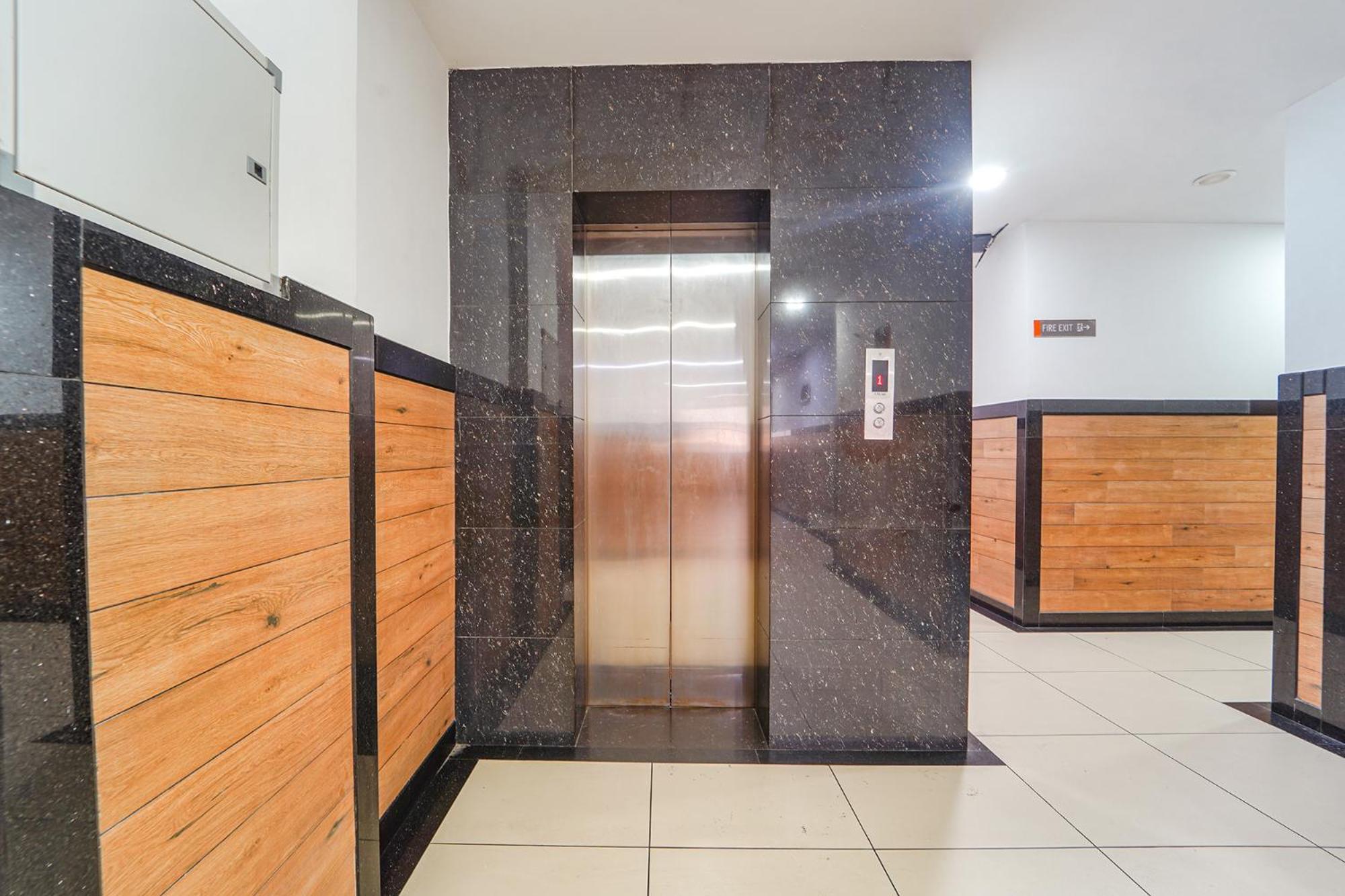 Hotel Fabhotel Stratford Kochi