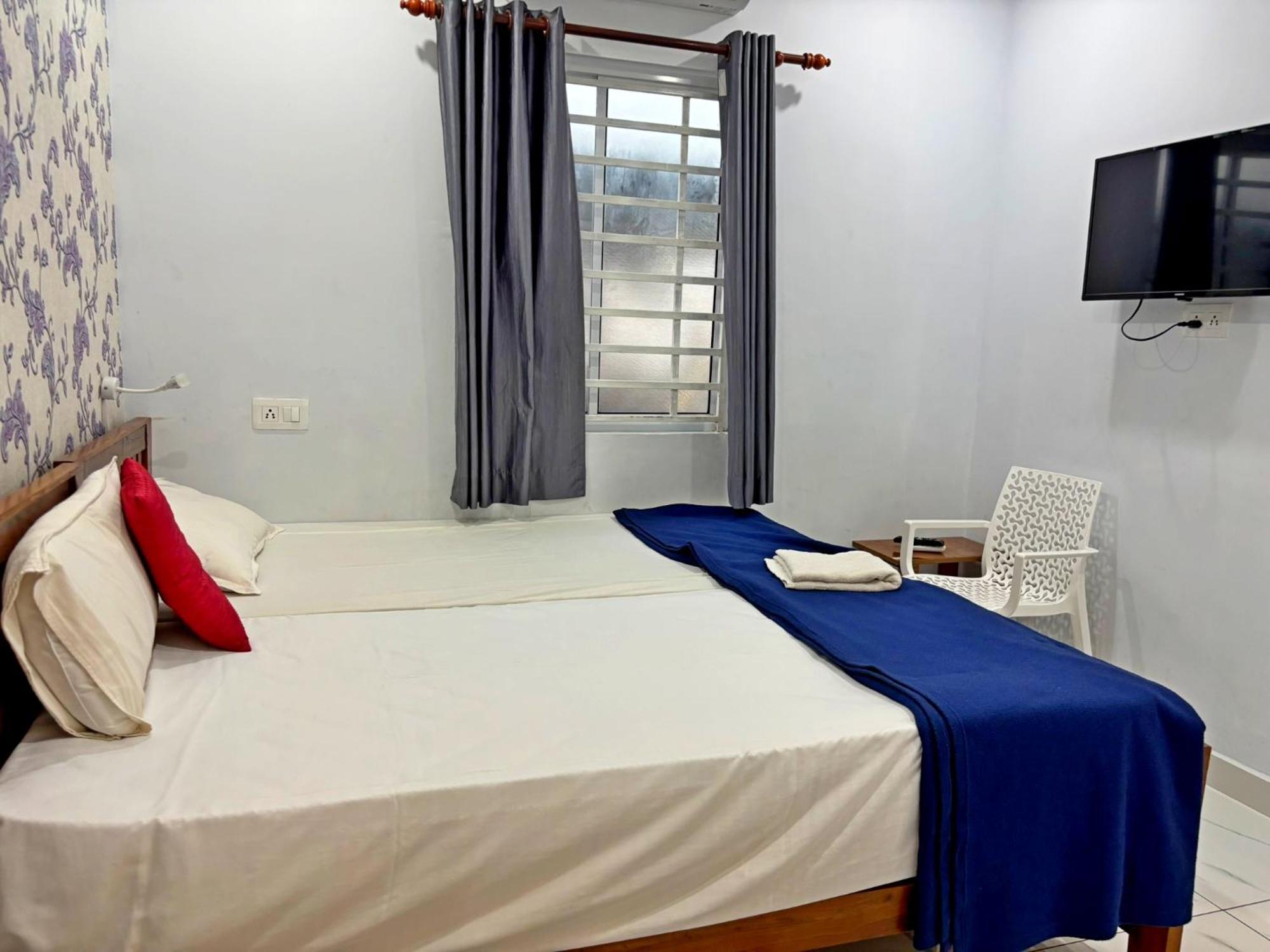 Panakal Residency, 3*