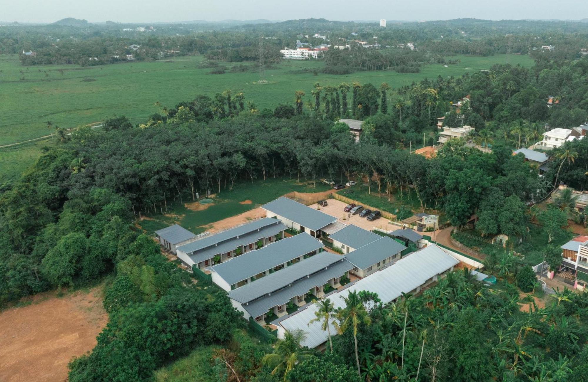 B Town Bed & Breakfast Kochi