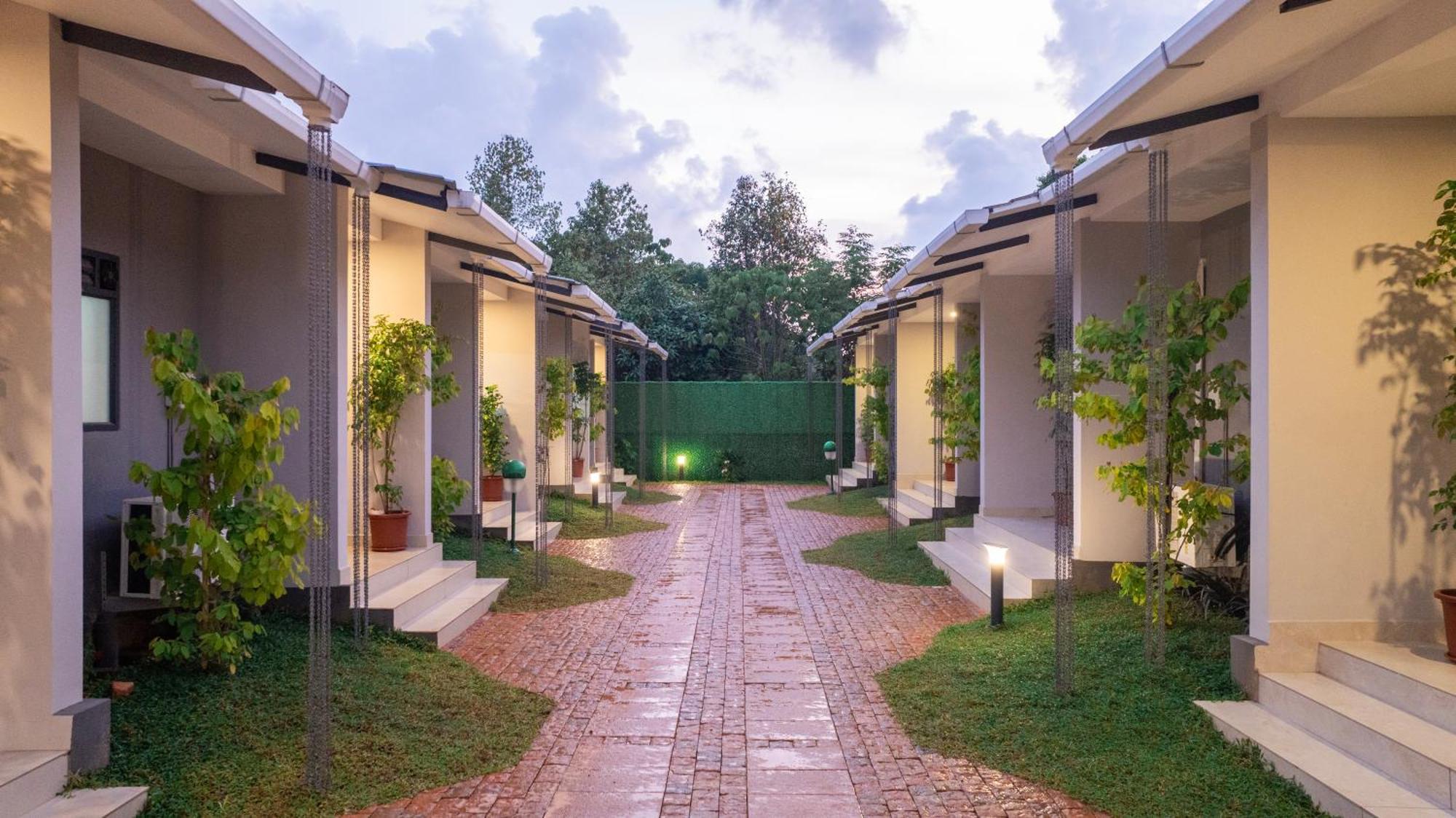 Bed & Breakfast B Town *
