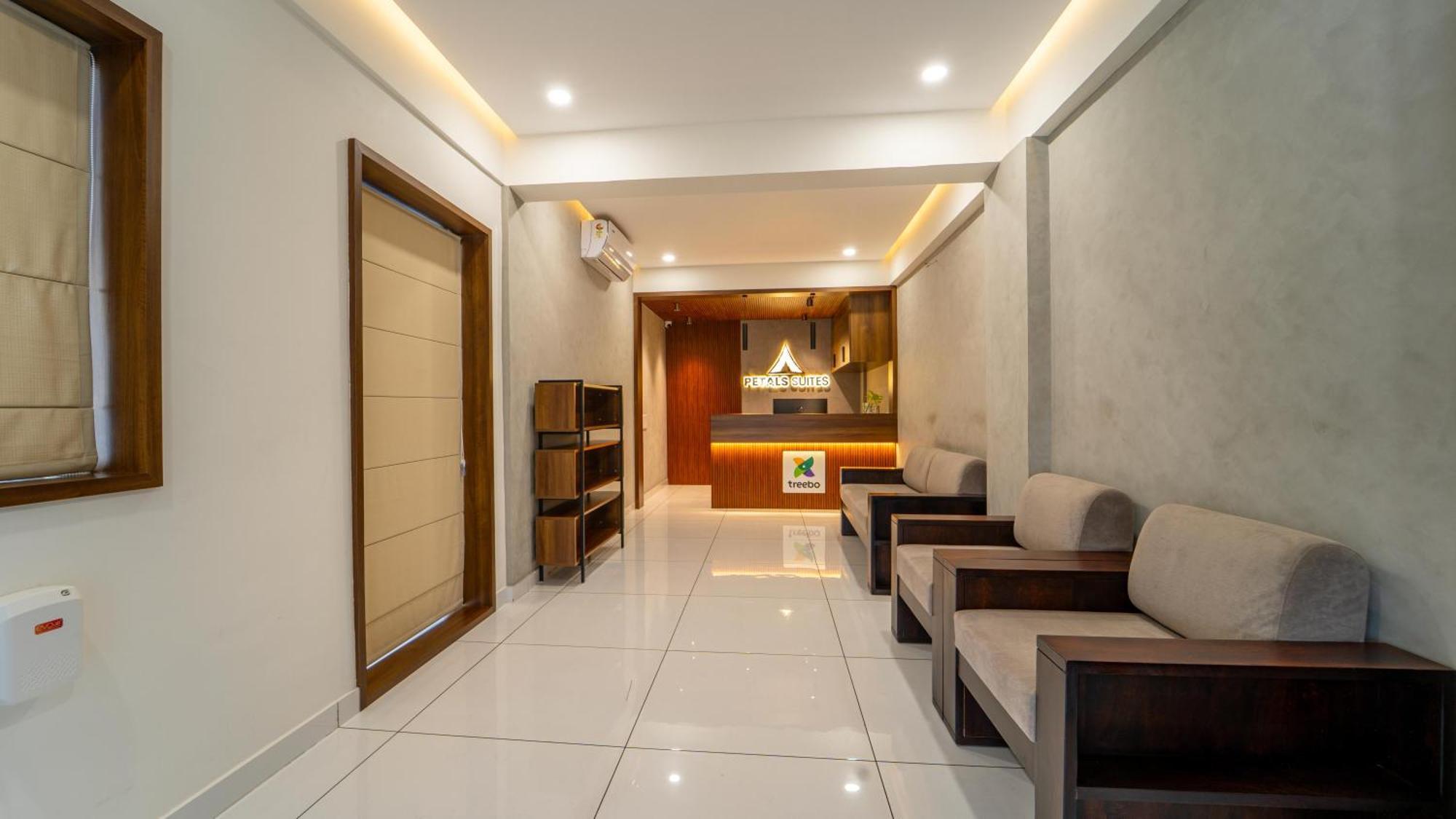 Treebo Petals Hotel Kochi