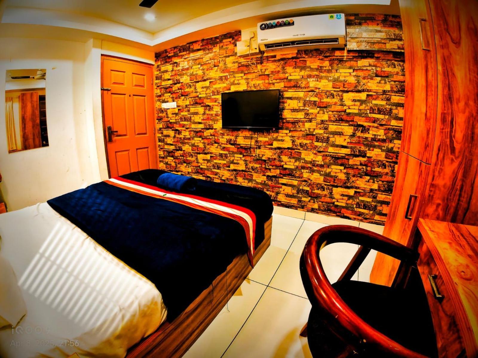 Bed & Breakfast #4 Kochi