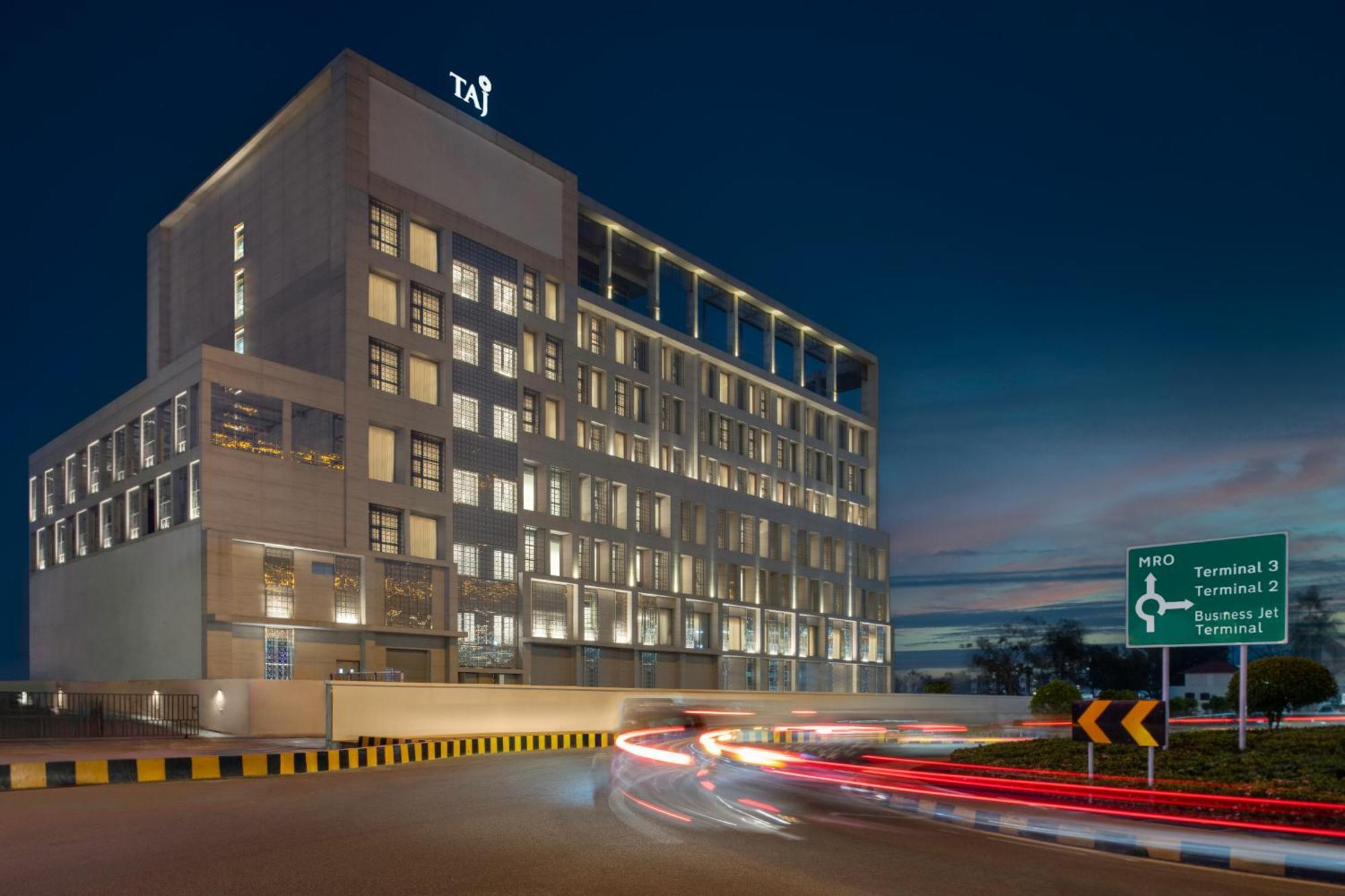 Taj Cochin International Airport, Kerala Hotel 5*