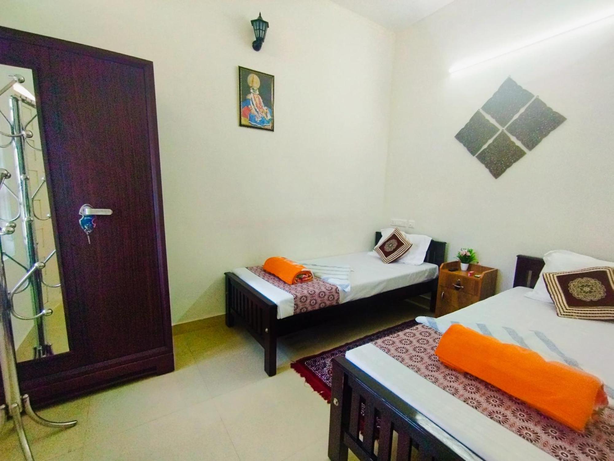 Homestay Samaria Homestay, Kochi, With Fan *