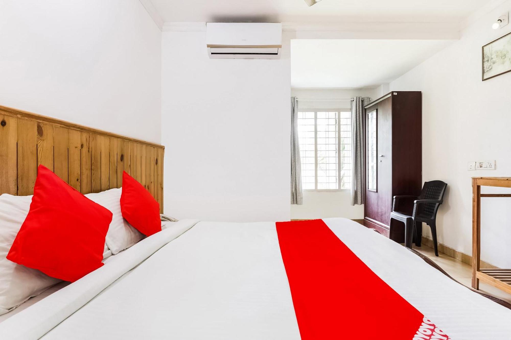 O Oval Retreat Hotel