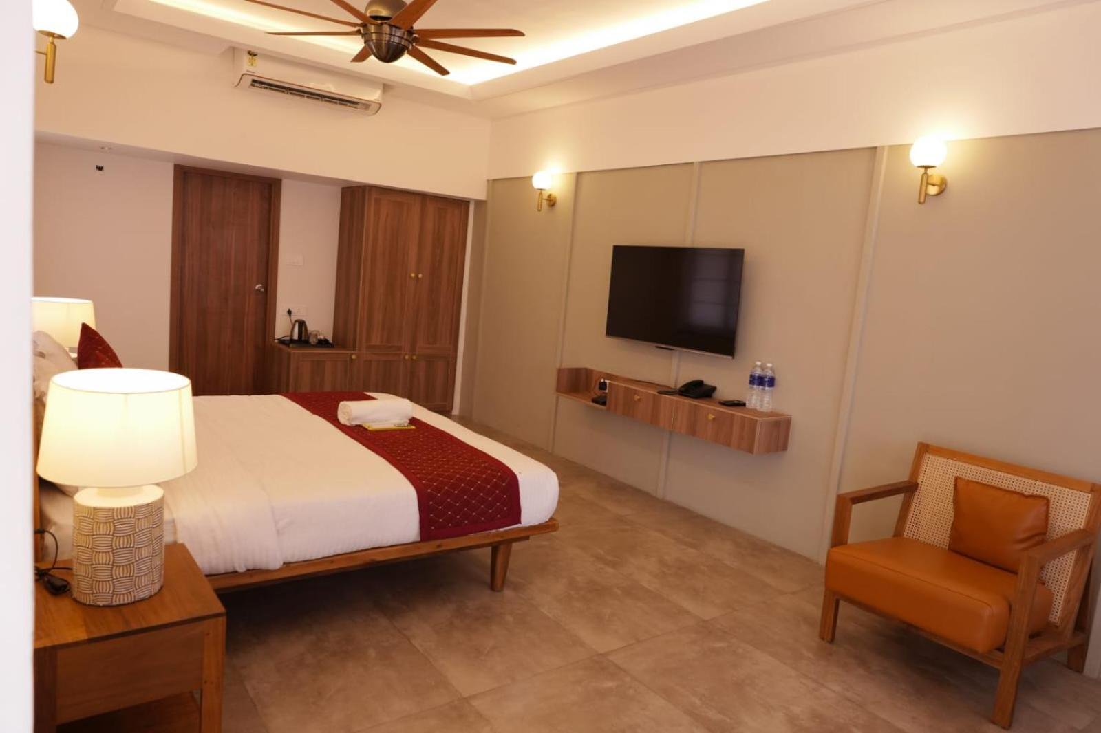 Resort Arabin Pearl Cherai *