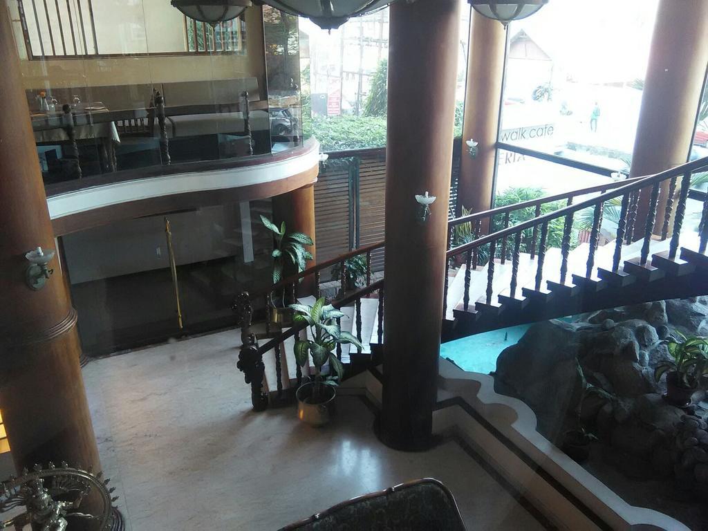 The Woods Manor Mg Road