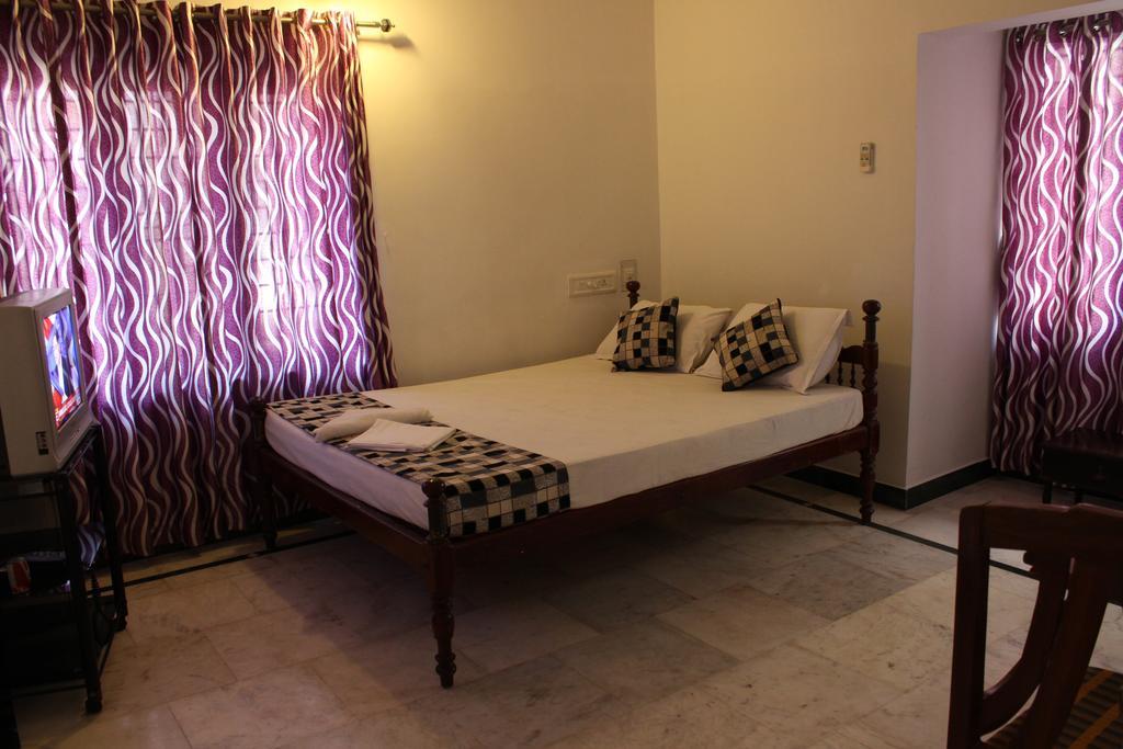 White Rose Bed & Breakfast Kochi
