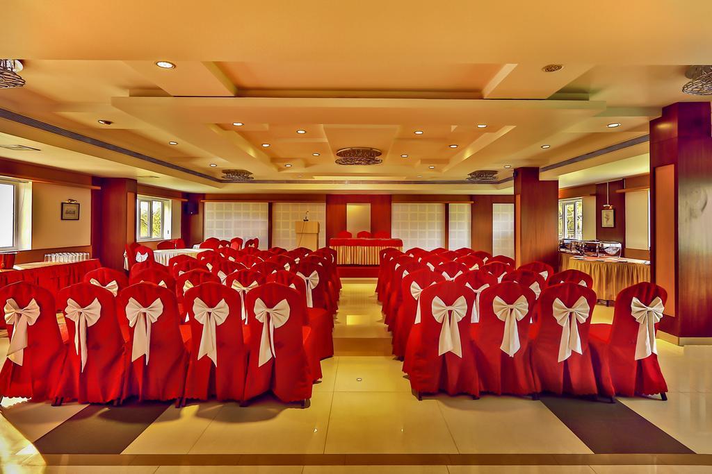 Hotel Nm Royale County 4*