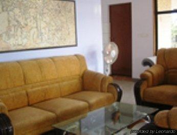 O Oval Retreat Kochi