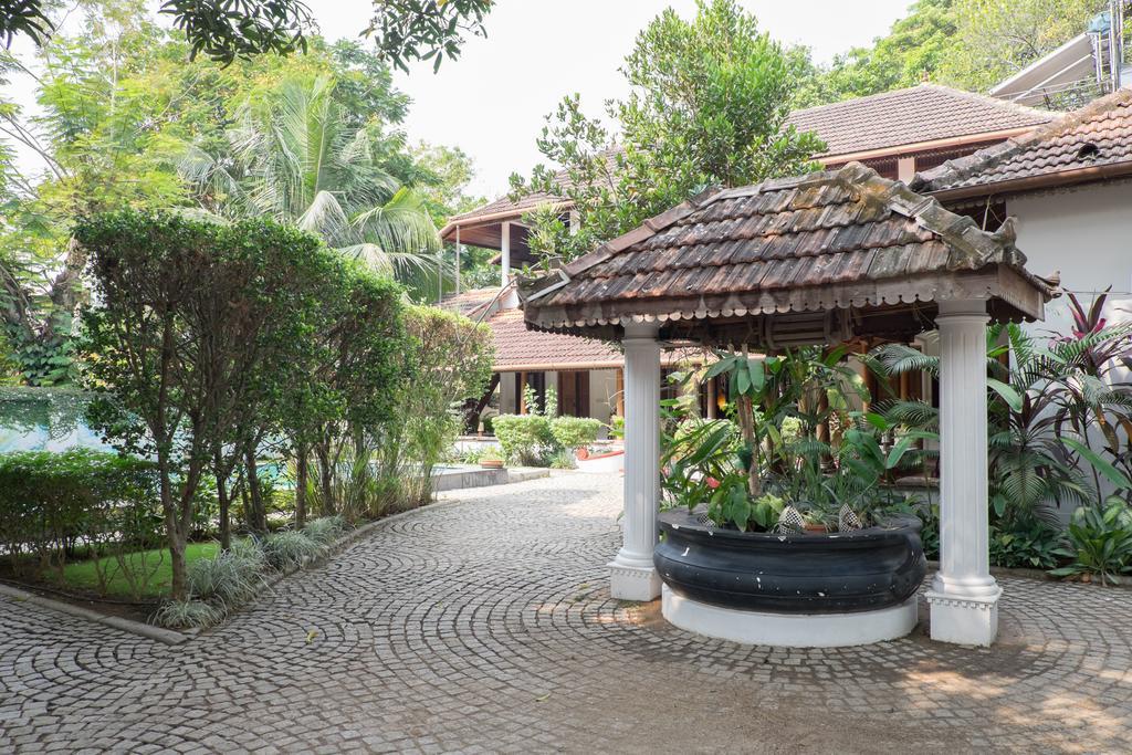 Hotel Secret Garden, A Boutique 3*