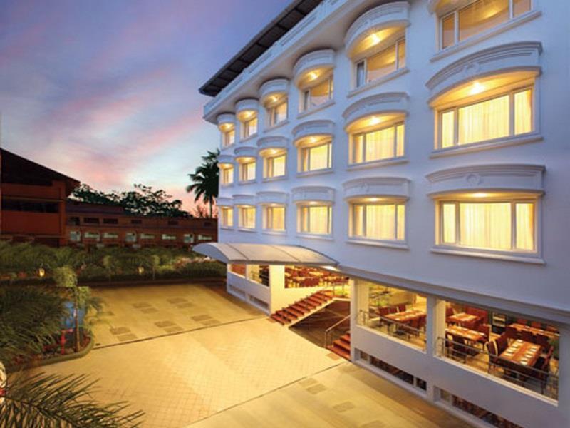 Cochin Palace 4*