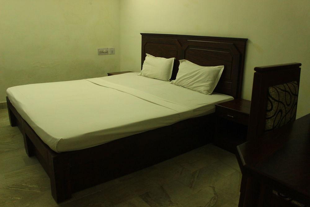 Hotel Park Avenue 2*