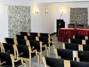 Abad Metro Hotel 2*