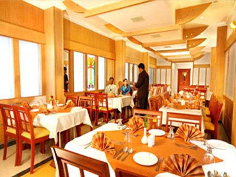 Hotel Park Central 3*
