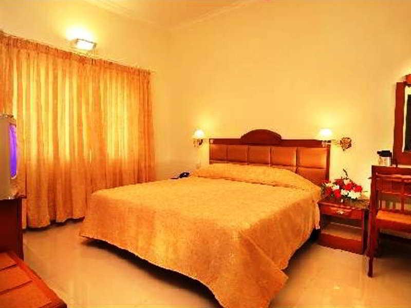 Park Central Hotel 3*