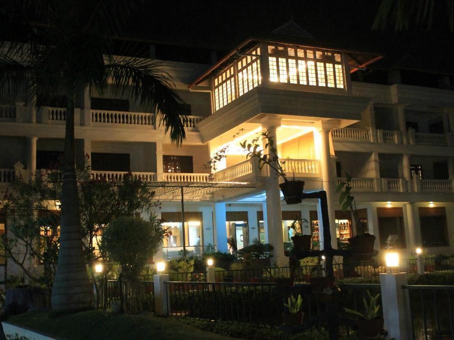 Rustic Leisures Llp 4* Kochi