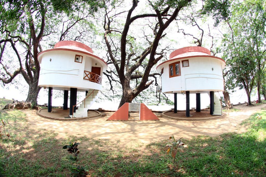 Bolgatty Palace & Island