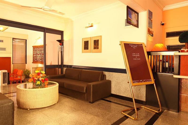 Hotel Riviera Suites