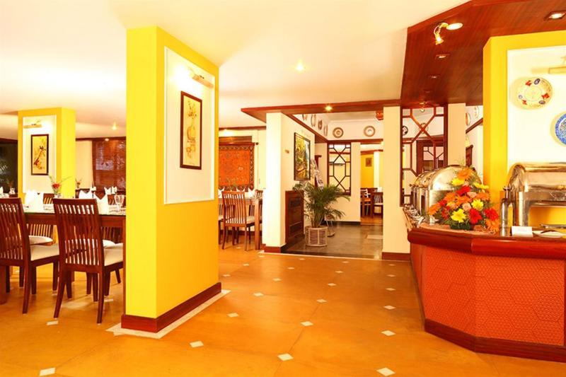 Riviera Suites Hotel Kochi