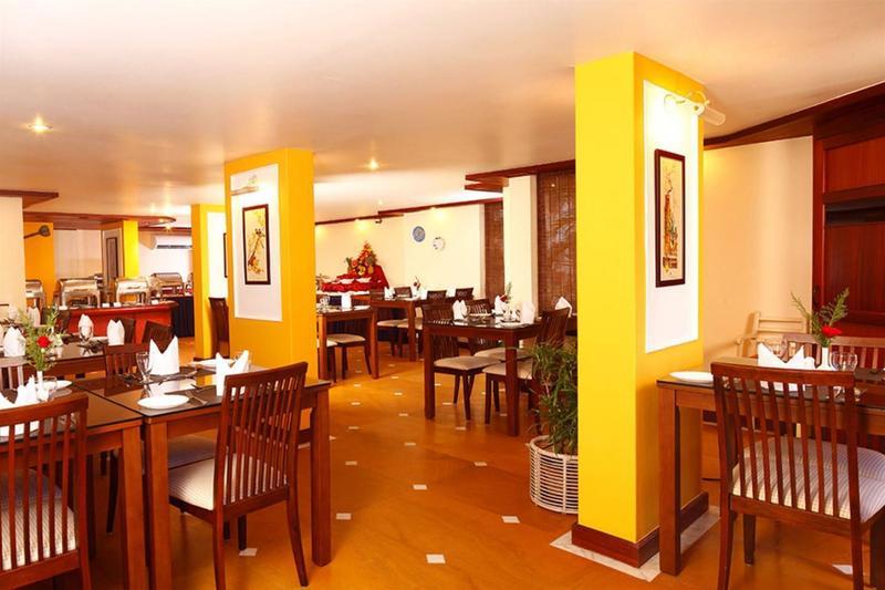 Riviera Suites