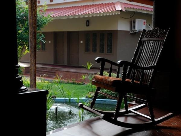 Hinterland Village Hotel 2*