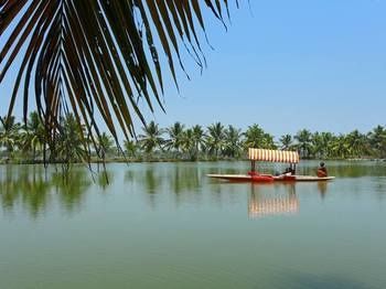 Kondai Lip Backwater Heritage Kochi