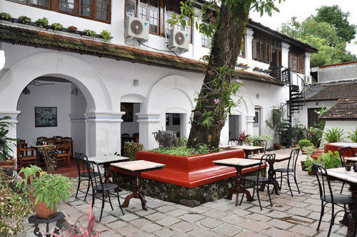 Old Courtyard 3*