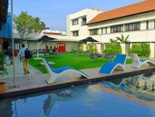 Hotel Xandari Harbour