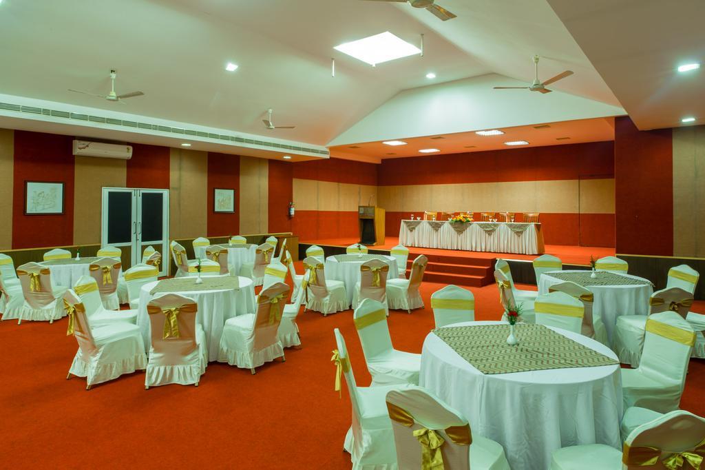 Rustic Leisures Llp 4*