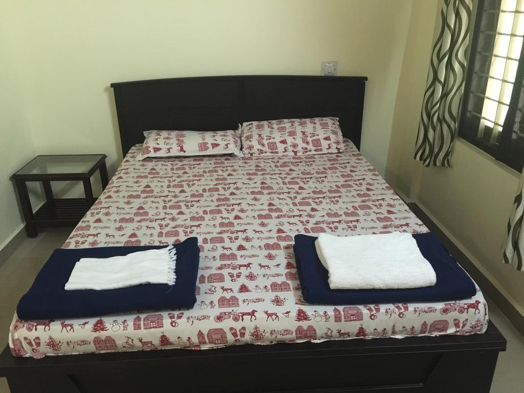 Bed & Breakfast Palm Grove Service 2*