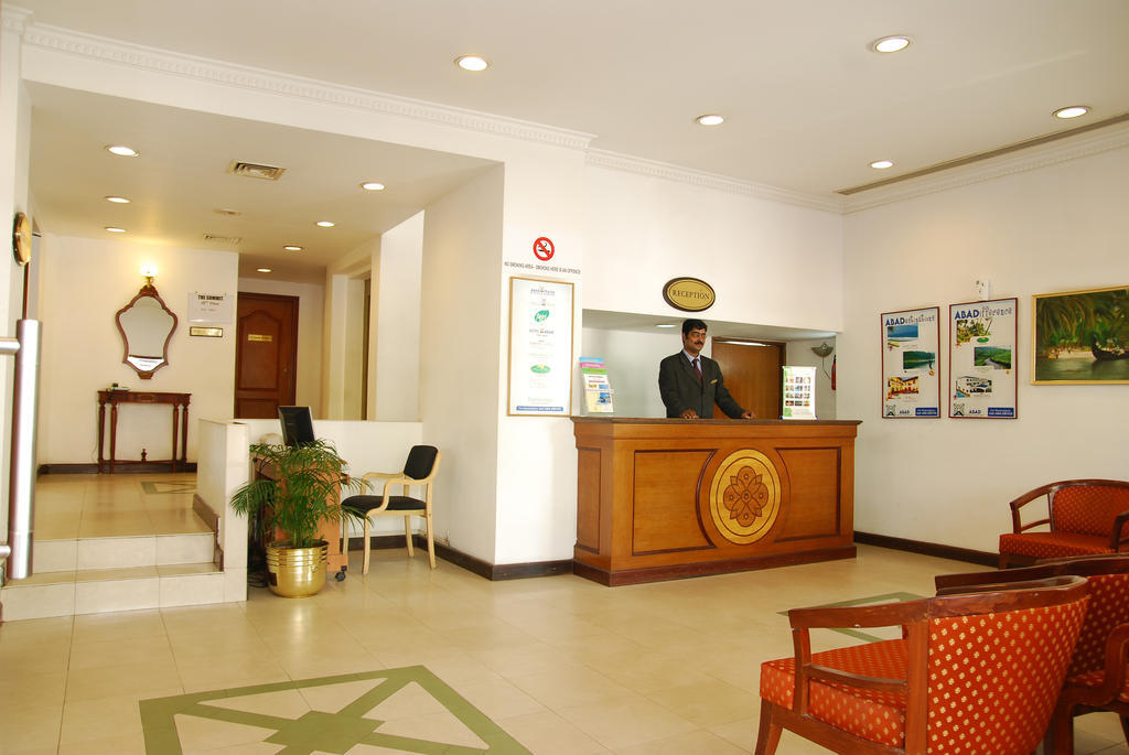 Hotel Abad Metro