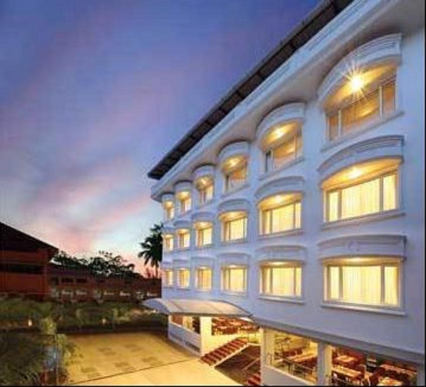 Cochin Palace Hotel Kochi