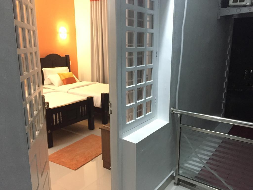 Rajivs - Fully Furnished Apartment