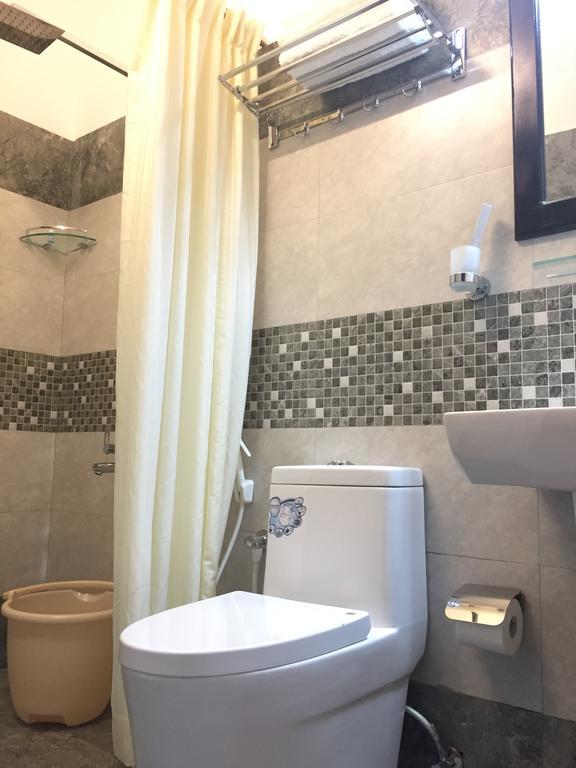 Rajivs - Fully Furnished * Kochi