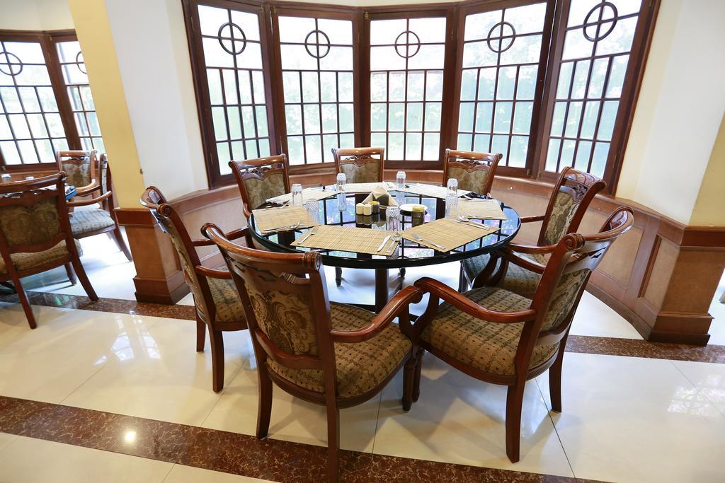 Hotel Presidency Centre Kochi