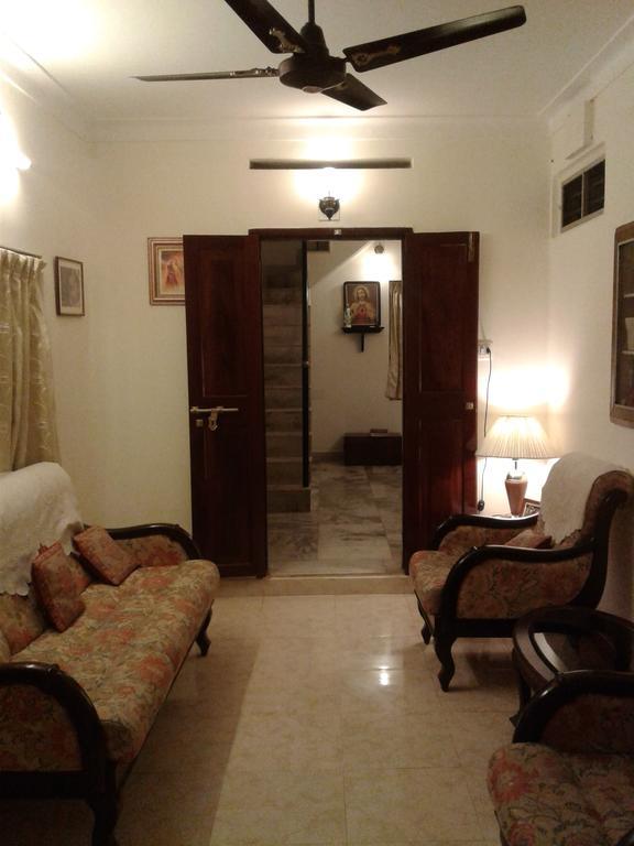 Padamadan * Kochi