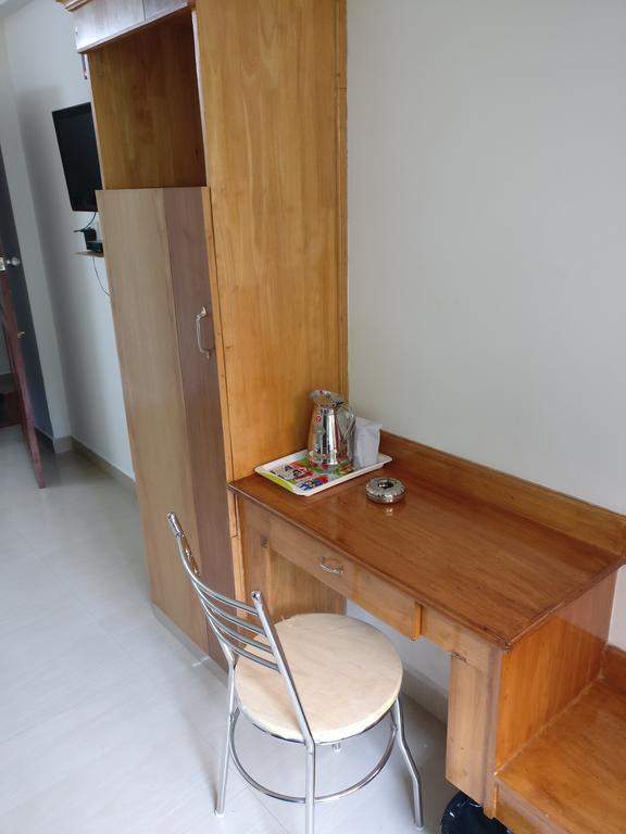Hotel A V Residency Kochi