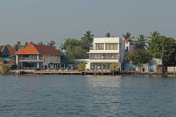 Hotel Xandari Harbour Kochi