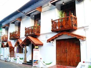 Rossitta Wood Castle 3* Kochi