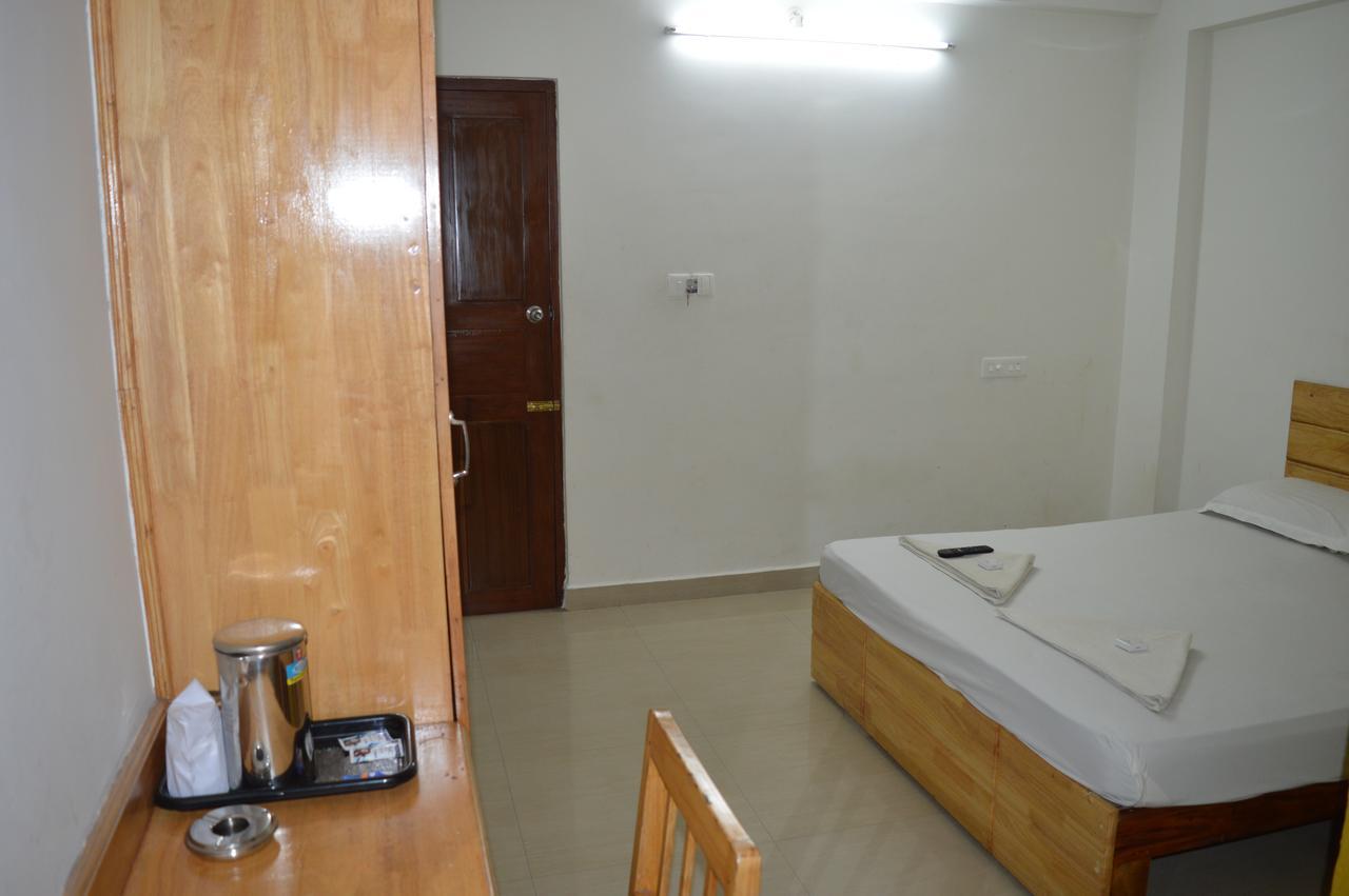 A V Residency 3*