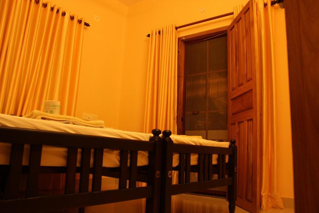 Homestay Bastian *