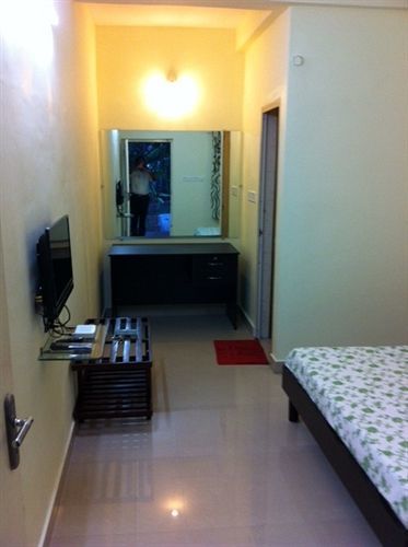 Palm Grove Service 2*