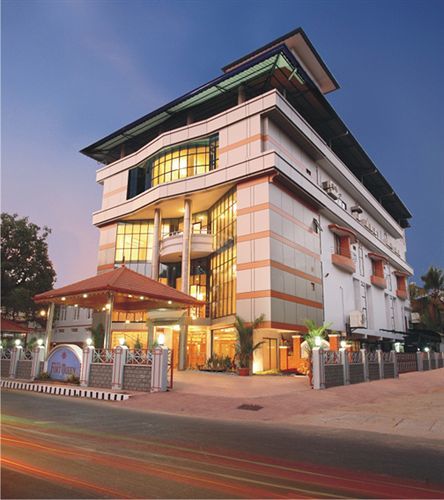 Hotel Queen
