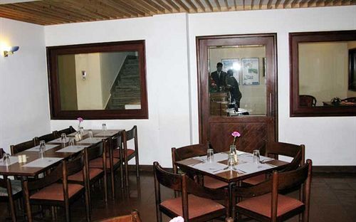 Abad Metro Hotel 2*