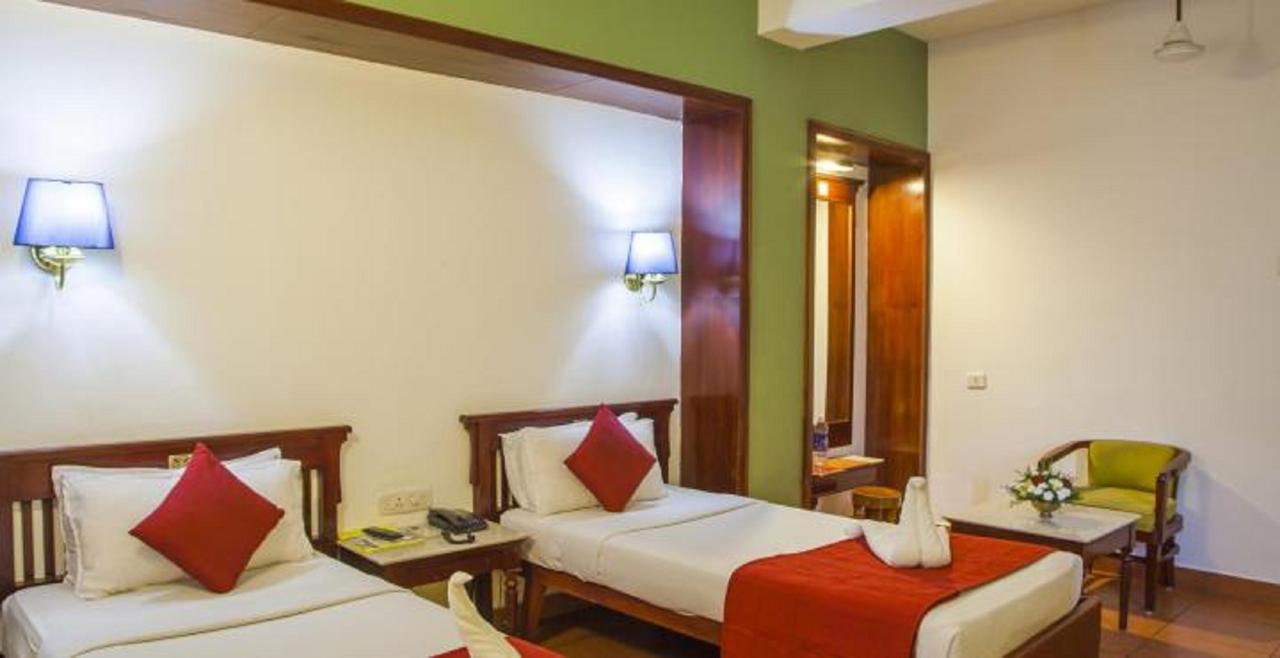 Hotel Woodlands