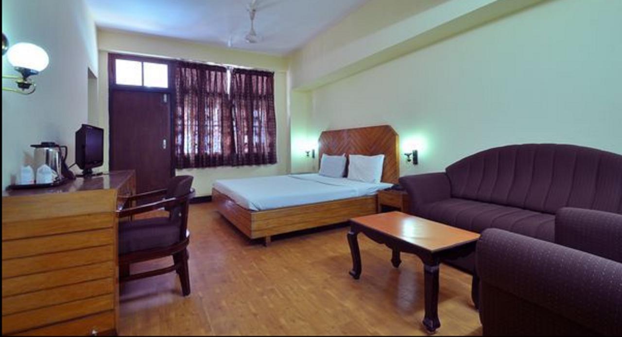 Hotel Woodlands Kochi